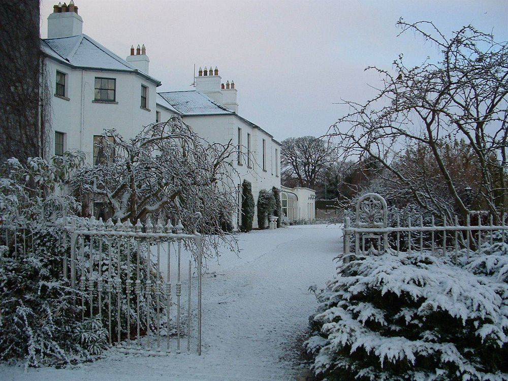 Barberstown Castle Hotel Straffan Exterior photo